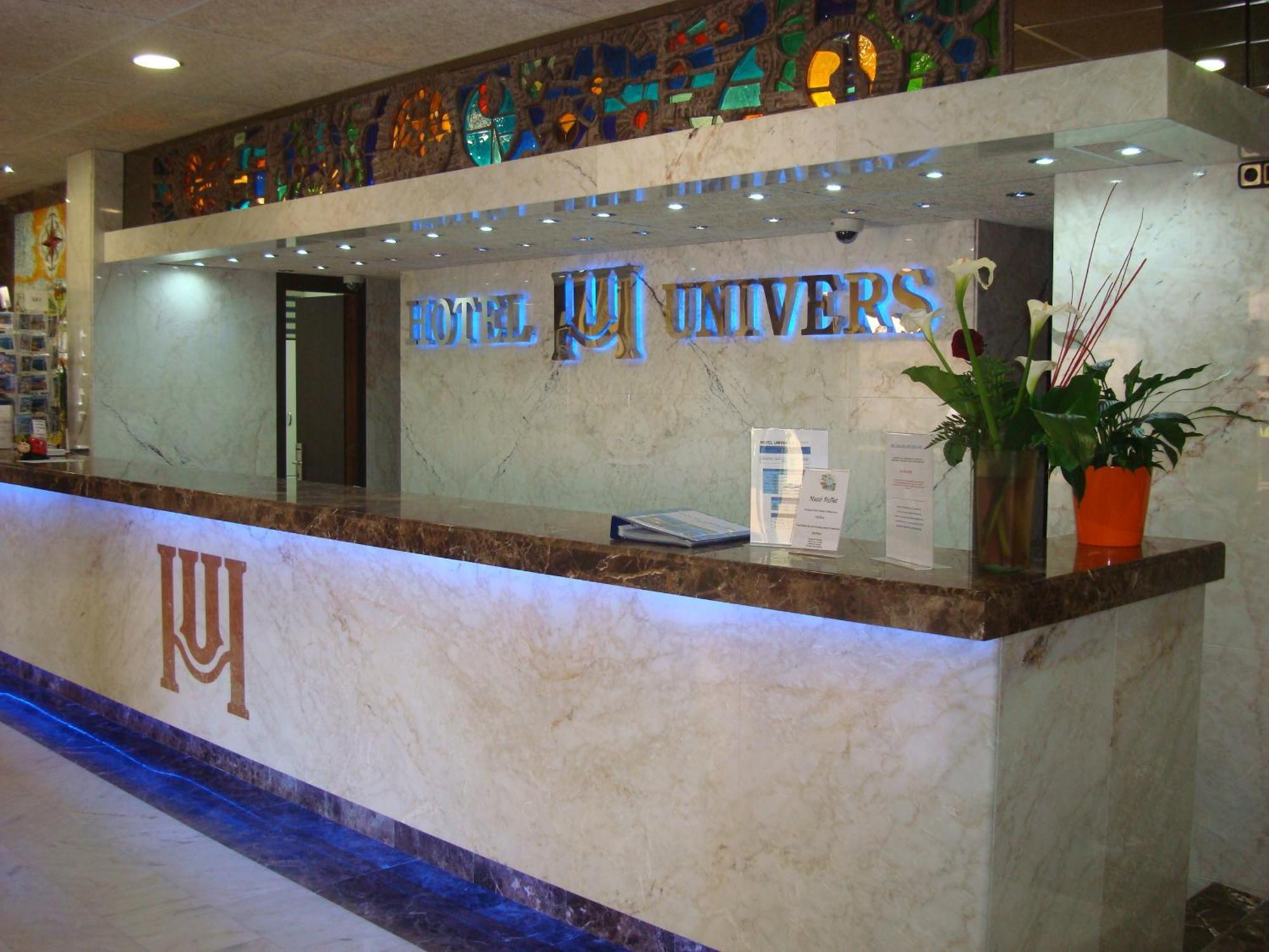 Hotel Univers Roses Zewnętrze zdjęcie