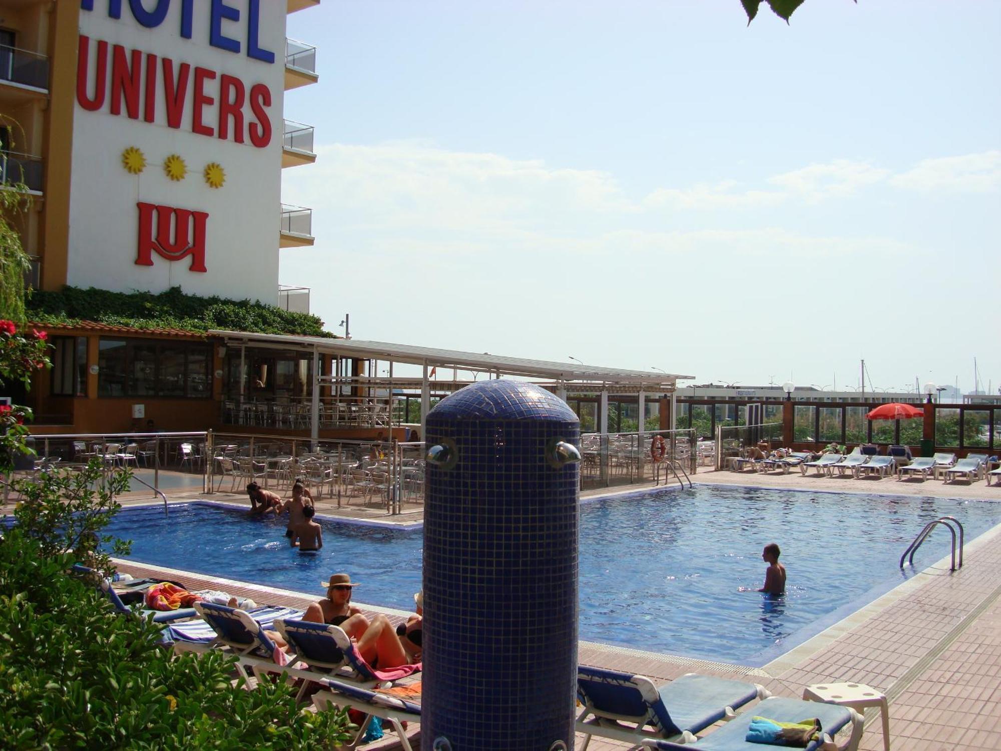 Hotel Univers Roses Zewnętrze zdjęcie